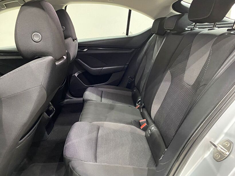 2022 Hybrid Otomatik Skoda Octavia Gümüş Gri Gürel Tasarım Aksesuar Otomotiv San. Tic. Ltd. Şti.