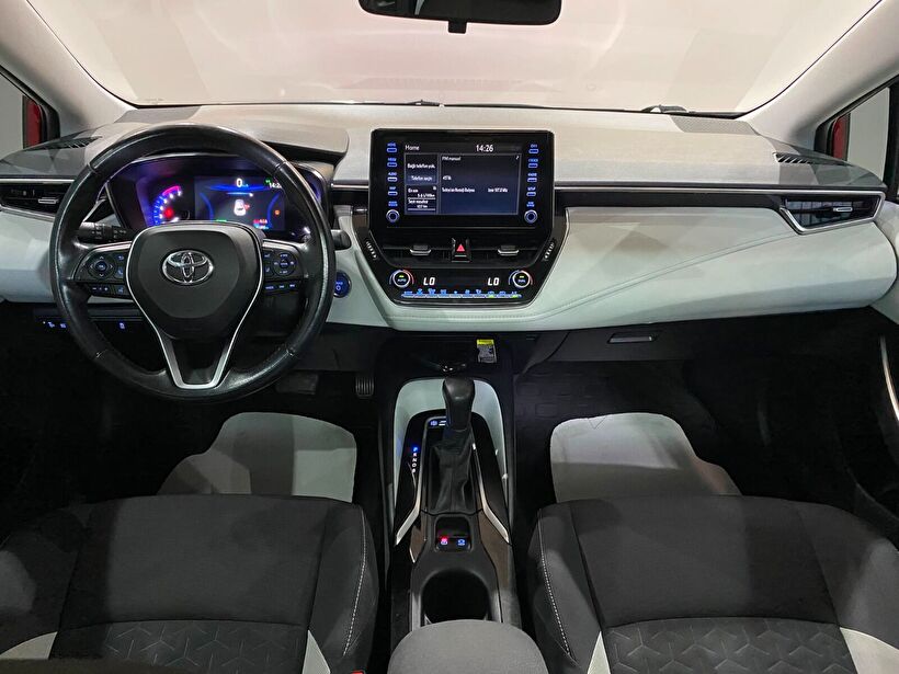 2022 Hybrid Otomatik Toyota Corolla Kırmızı Gürel Tasarım Aksesuar Otomotiv San. Tic. Ltd. Şti.