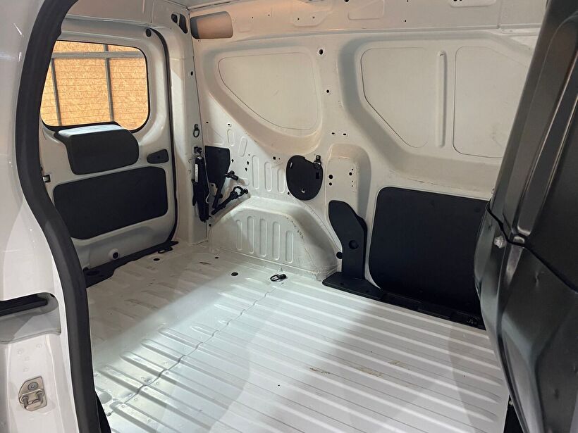 2023 Dizel Manuel Renault Express Van Beyaz Gürel Tasarım Aksesuar Otomotiv San. Tic. Ltd. Şti.