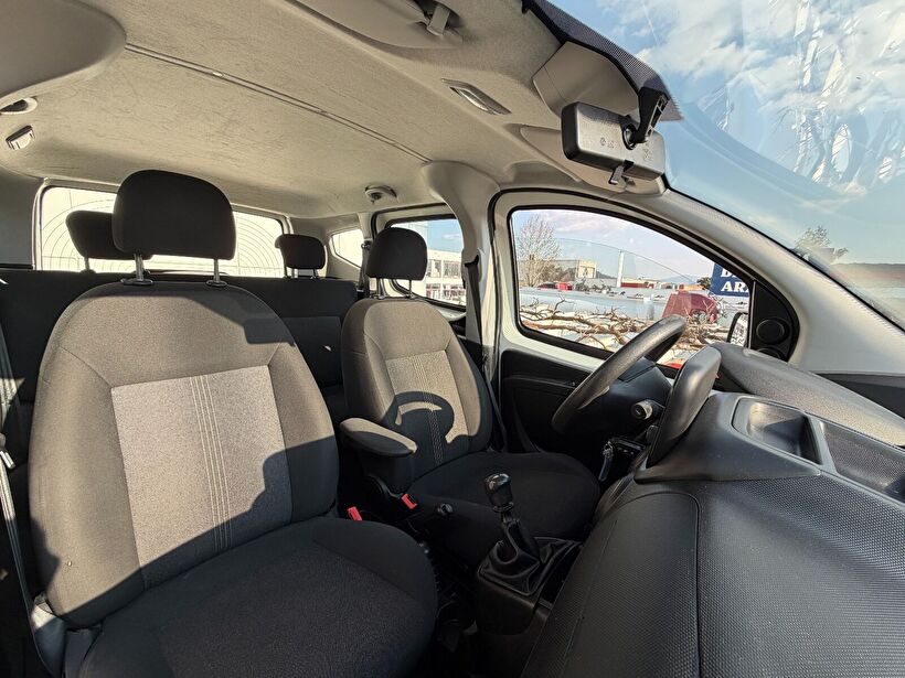 2023 Benzin + LPG Manuel Fiat Fiorino Combi Beyaz Turmak Turizm Ticaret Ve San. Ltd. Şti.