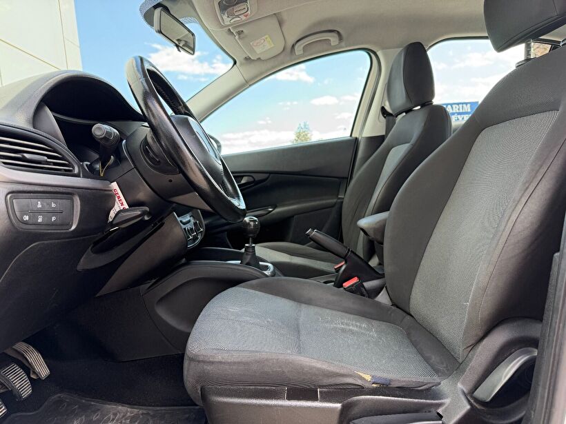 2019 Benzin Manuel Fiat Egea Beyaz Turmak Turizm Ticaret Ve San. Ltd. Şti.