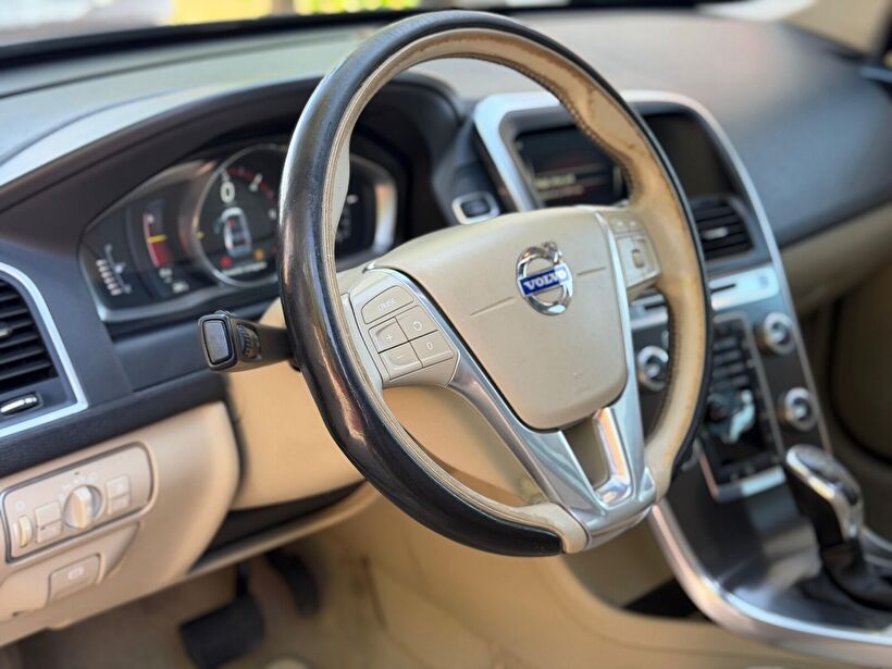 2015 Dizel Otomatik Volvo XC60 Siyah Turmak Turizm Ticaret Ve San. Ltd. Şti.
