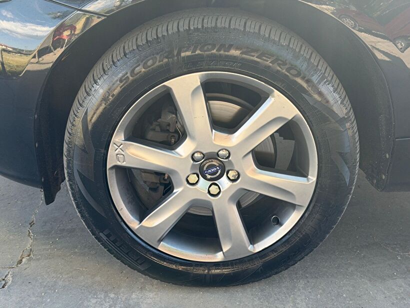 2015 Dizel Otomatik Volvo XC60 Siyah Turmak Turizm Ticaret Ve San. Ltd. Şti.