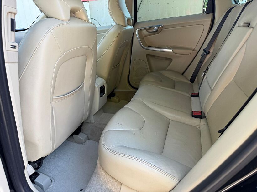 2015 Dizel Otomatik Volvo XC60 Siyah Turmak Turizm Ticaret Ve San. Ltd. Şti.