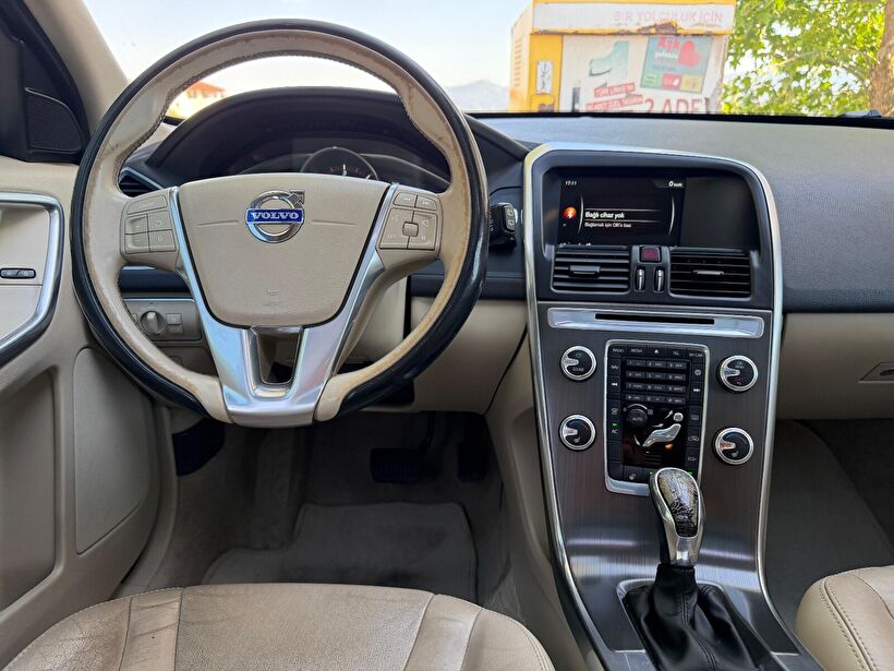 2015 Dizel Otomatik Volvo XC60 Siyah Turmak Turizm Ticaret Ve San. Ltd. Şti.