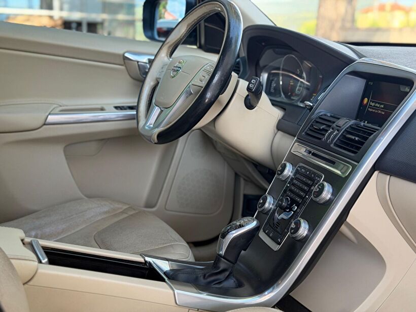 2015 Dizel Otomatik Volvo XC60 Siyah Turmak Turizm Ticaret Ve San. Ltd. Şti.