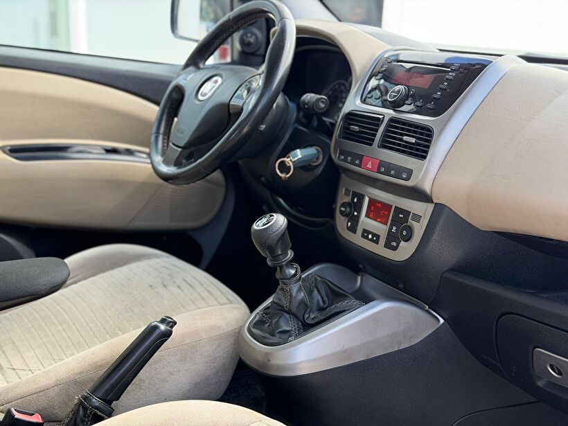 2012 Dizel Manuel Fiat Doblo Combi Siyah Turmak Turizm Ticaret Ve San. Ltd. Şti.