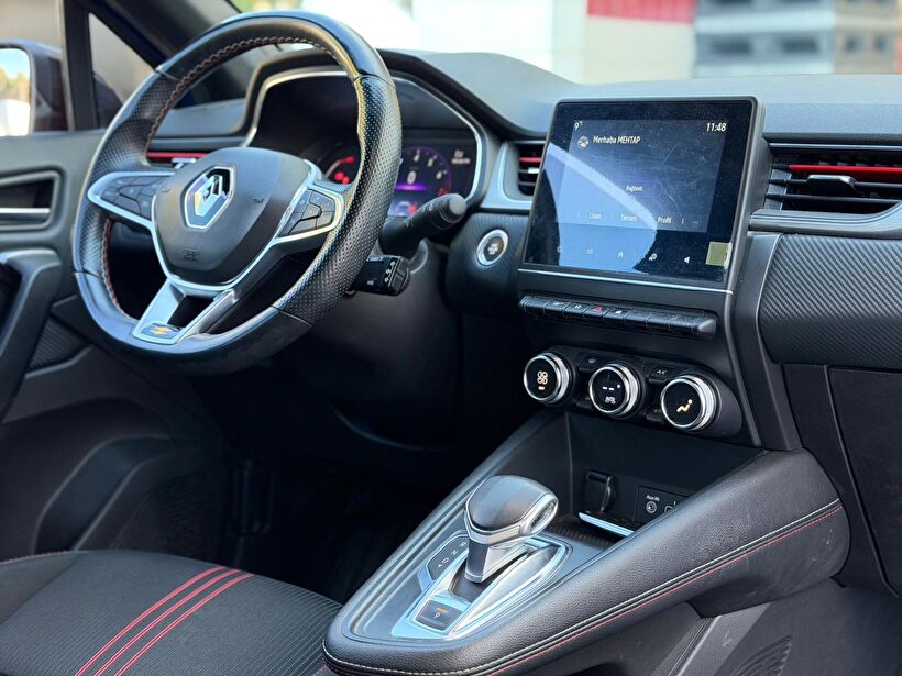 2021 MHEV Otomatik Renault Captur Lacivert Turmak Turizm Ticaret Ve San. Ltd. Şti.