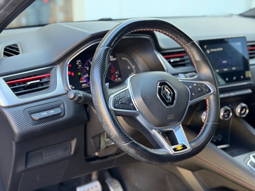 2021 MHEV Otomatik Renault Captur Lacivert Turmak Turizm Ticaret Ve San. Ltd. Şti.