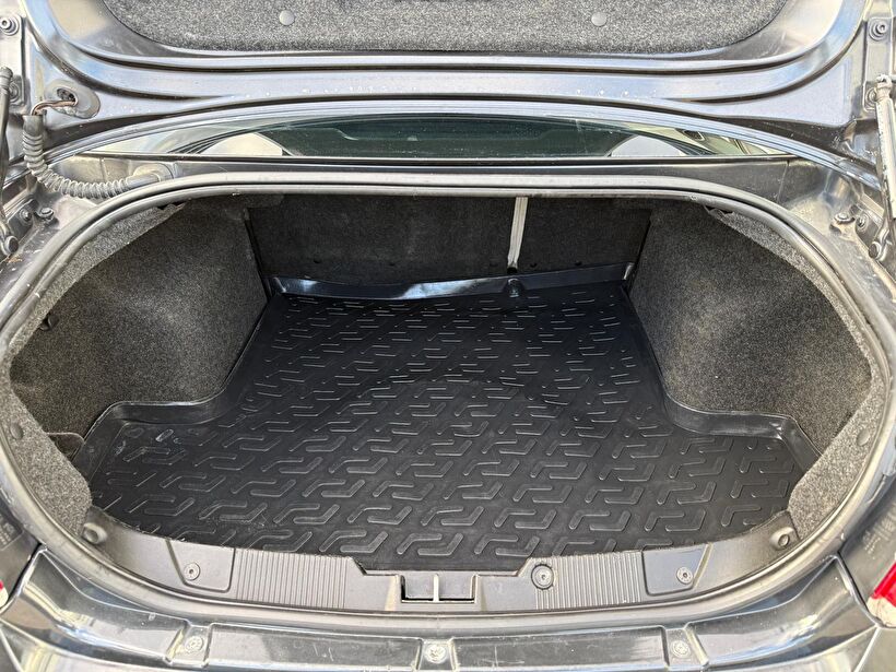 2012 Dizel Manuel Fiat Linea Siyah Turmak Turizm Ticaret Ve San. Ltd. Şti.