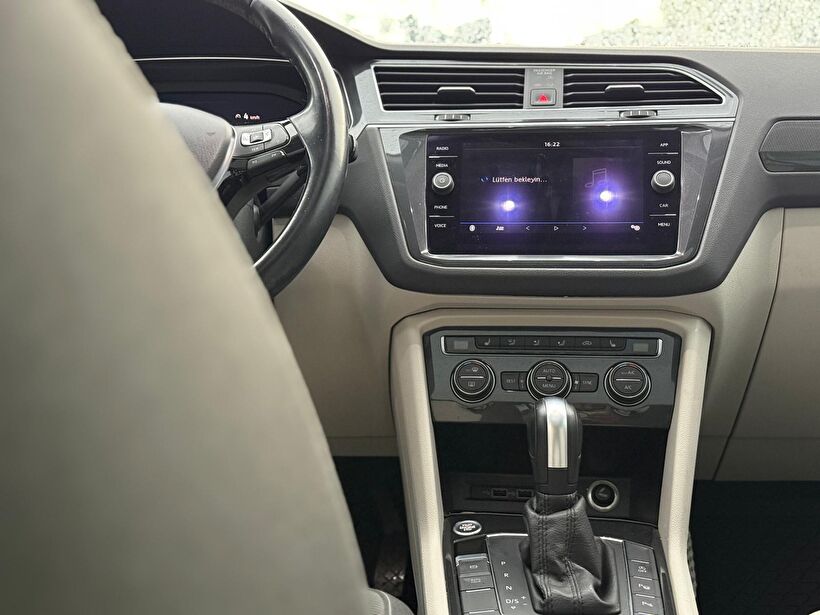 2020 Benzin Otomatik Volkswagen Tiguan Beyaz Turmak Turizm Ticaret Ve San. Ltd. Şti.