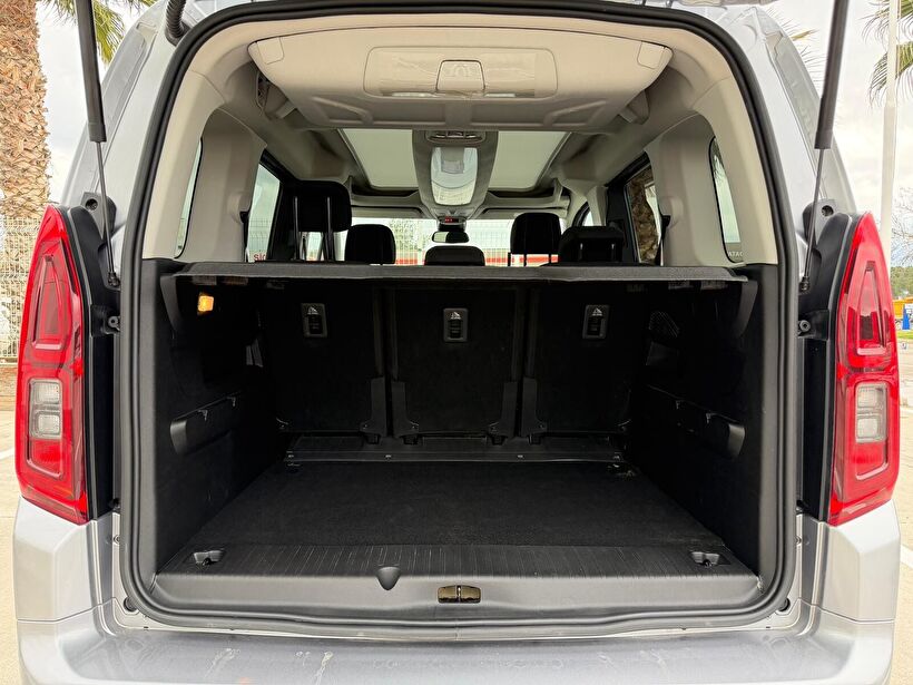 2025 Dizel Otomatik Fiat Doblo Gri Turmak Turizm Ticaret Ve San. Ltd. Şti.