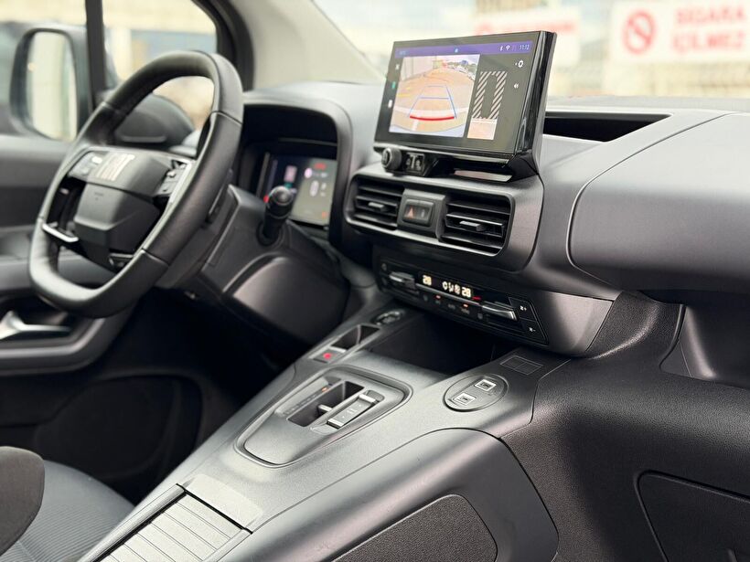 2025 Dizel Otomatik Fiat Doblo Gri Turmak Turizm Ticaret Ve San. Ltd. Şti.