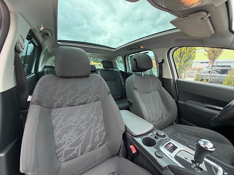 2013 Dizel Otomatik Peugeot 3008 Beyaz Turmak Turizm Ticaret Ve San. Ltd. Şti.
