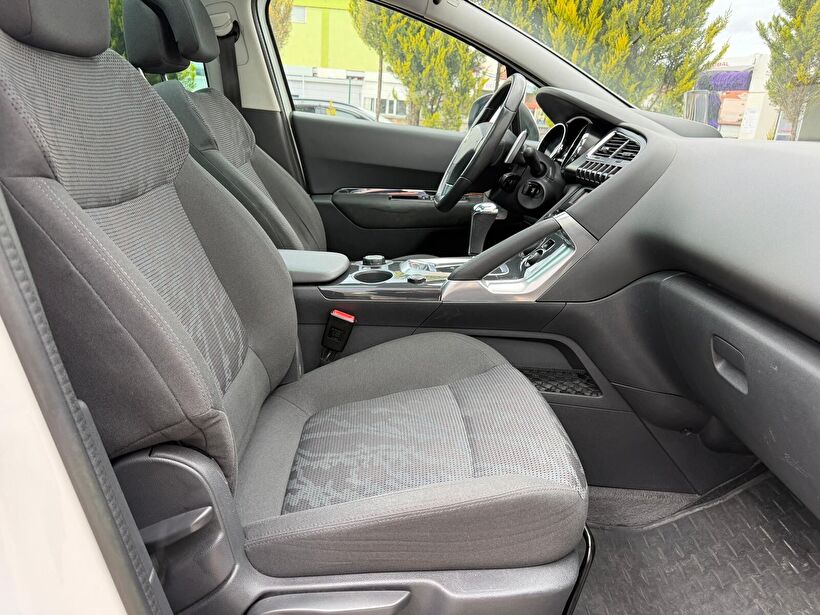 2013 Dizel Otomatik Peugeot 3008 Beyaz Turmak Turizm Ticaret Ve San. Ltd. Şti.