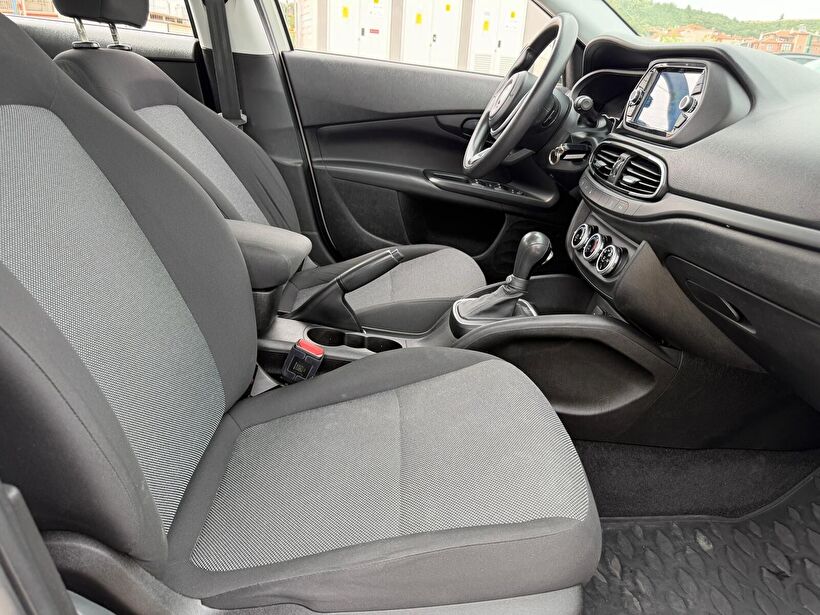 2022 Dizel Otomatik Fiat Egea Beyaz Turmak Turizm Ticaret Ve San. Ltd. Şti.