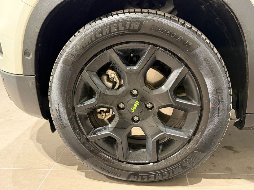 2025 Benzin Otomatik Jeep Avenger Hybrid Bordo Turmak Turizm Ticaret Ve San. Ltd. Şti.