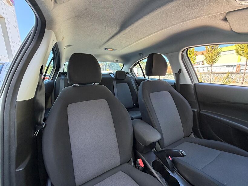 2024 Dizel Otomatik Fiat Egea Beyaz Turmak Turizm Ticaret Ve San. Ltd. Şti.