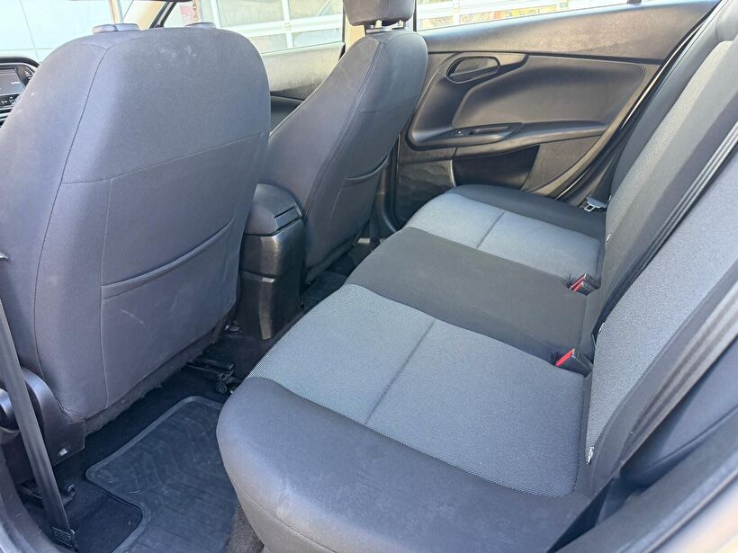 2024 Dizel Otomatik Fiat Egea Beyaz Turmak Turizm Ticaret Ve San. Ltd. Şti.