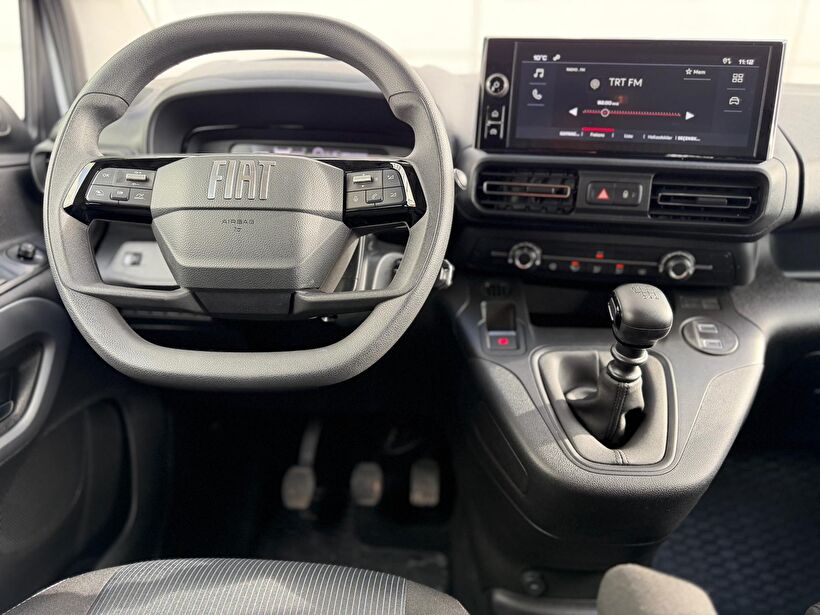 2025 Dizel Manuel Fiat Doblo Beyaz Turmak Turizm Ticaret Ve San. Ltd. Şti.