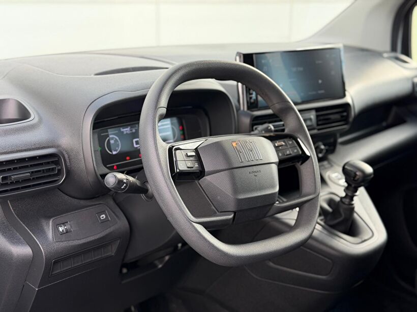 2025 Dizel Manuel Fiat Doblo Beyaz Turmak Turizm Ticaret Ve San. Ltd. Şti.