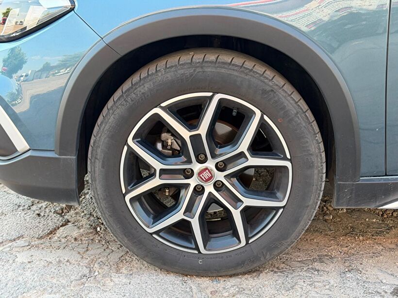 2023 Dizel Otomatik Fiat Egea Cross Mavi Turmak Turizm Ticaret Ve San. Ltd. Şti.