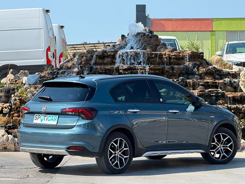 2023 Dizel Otomatik Fiat Egea Cross Mavi Turmak Turizm Ticaret Ve San. Ltd. Şti.