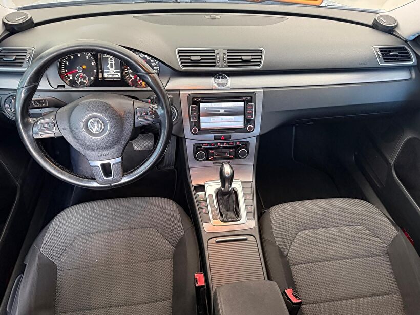 2011 Benzin Otomatik Volkswagen Passat Variant Gri Turmak Turizm Ticaret Ve San. Ltd. Şti.
