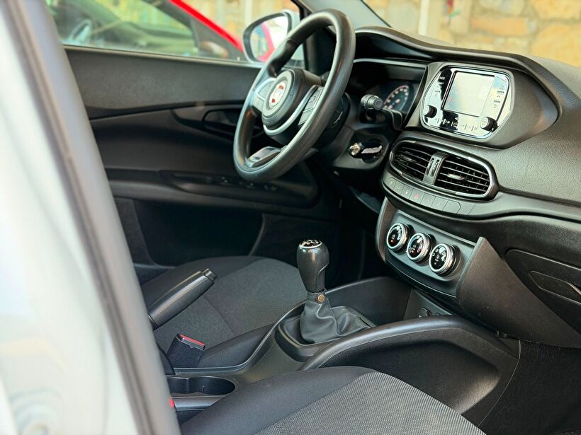 2023 Dizel Manuel Fiat Egea Beyaz Turmak Turizm Ticaret Ve San. Ltd. Şti.