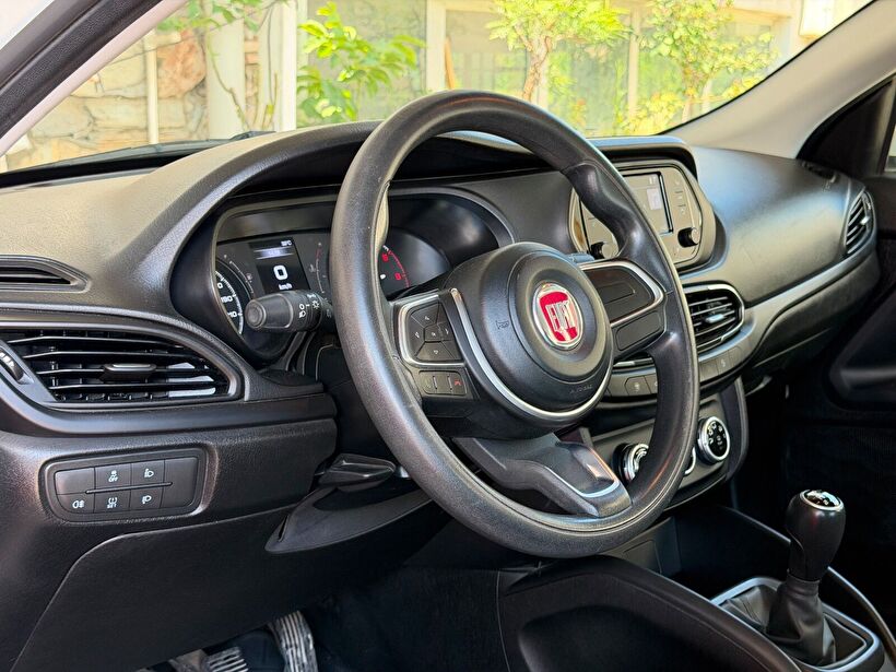 2023 Dizel Manuel Fiat Egea Beyaz Turmak Turizm Ticaret Ve San. Ltd. Şti.