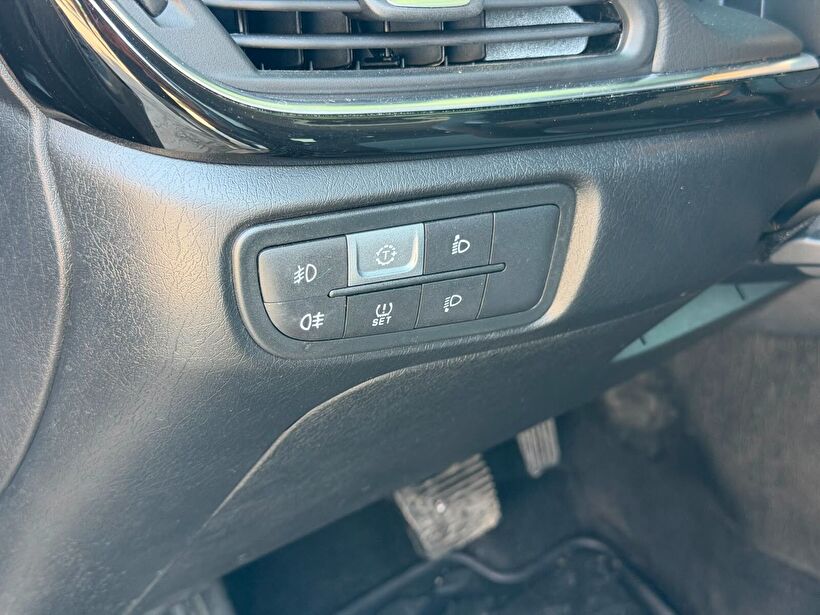 2026 Dizel Otomatik Fiat Egea Cross Gri Turmak Turizm Ticaret Ve San. Ltd. Şti.