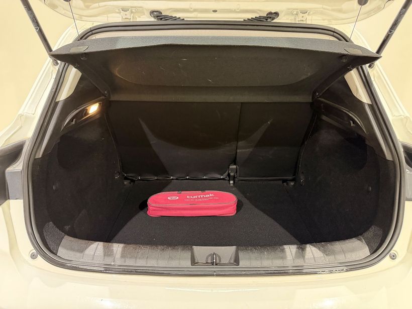 2022 Benzin Manuel Fiat Egea Cross Beyaz Turmak Turizm Ticaret Ve San. Ltd. Şti.