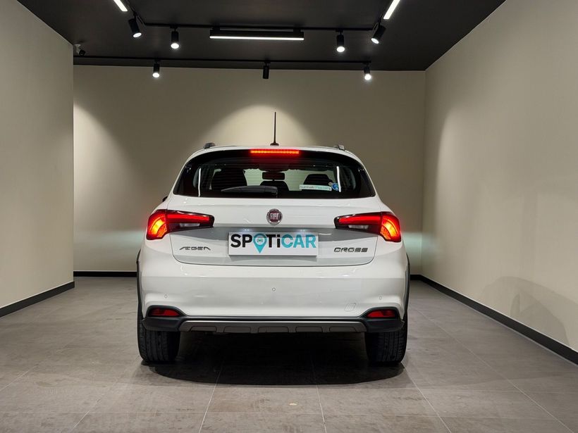 2022 Benzin Manuel Fiat Egea Cross Beyaz Turmak Turizm Ticaret Ve San. Ltd. Şti.