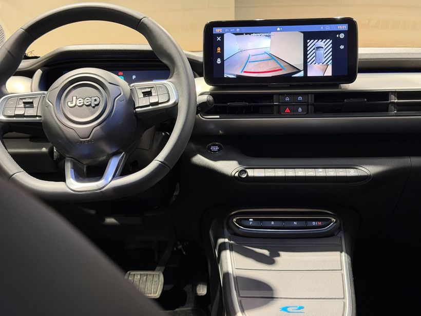 2024 Benzin Otomatik Jeep Avenger Hybrid Siyah Turmak Turizm Ticaret Ve San. Ltd. Şti.