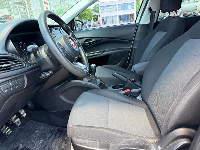 2024 Dizel Manuel Fiat Egea Beyaz Turmak Turizm Ticaret Ve San. Ltd. Şti.