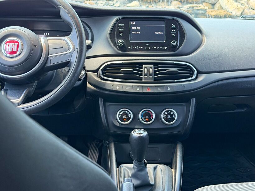 2024 Dizel Manuel Fiat Egea Beyaz Turmak Turizm Ticaret Ve San. Ltd. Şti.