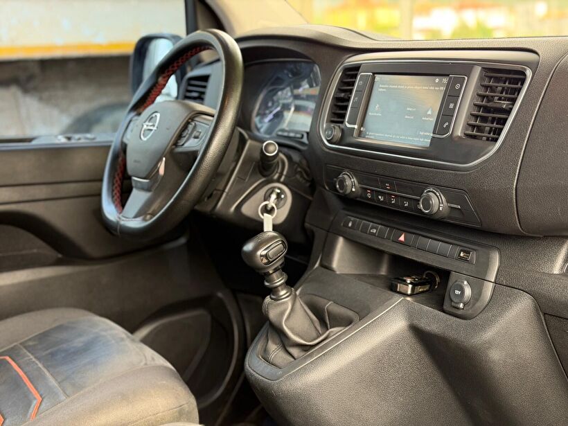 2023 Dizel Manuel Opel Vivaro Beyaz Turmak Turizm Ticaret Ve San. Ltd. Şti.