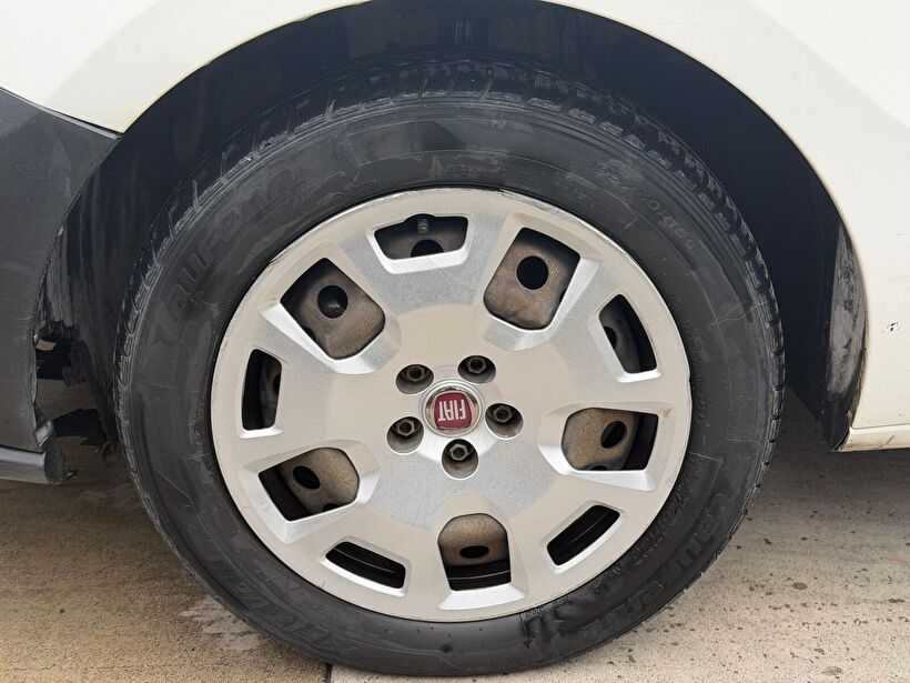 2022 Dizel Manuel Fiat Doblo Cargo Beyaz Turmak Turizm Ticaret Ve San. Ltd. Şti.