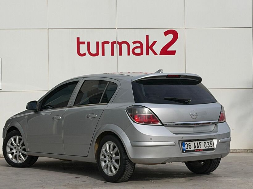 2013 Benzin + LPG Manuel Opel Astra Gümüş Gri Turmak Turizm Ticaret Ve San. Ltd. Şti.