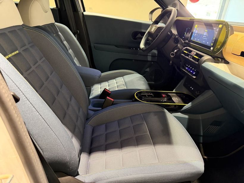 2025 Elektrik Otomatik Fiat Grande Panda Electric Beyaz Turmak Turizm Ticaret Ve San. Ltd. Şti.