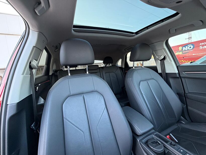 2023 Benzin Otomatik Audi Q3 Kırmızı Turmak Turizm Ticaret Ve San. Ltd. Şti.