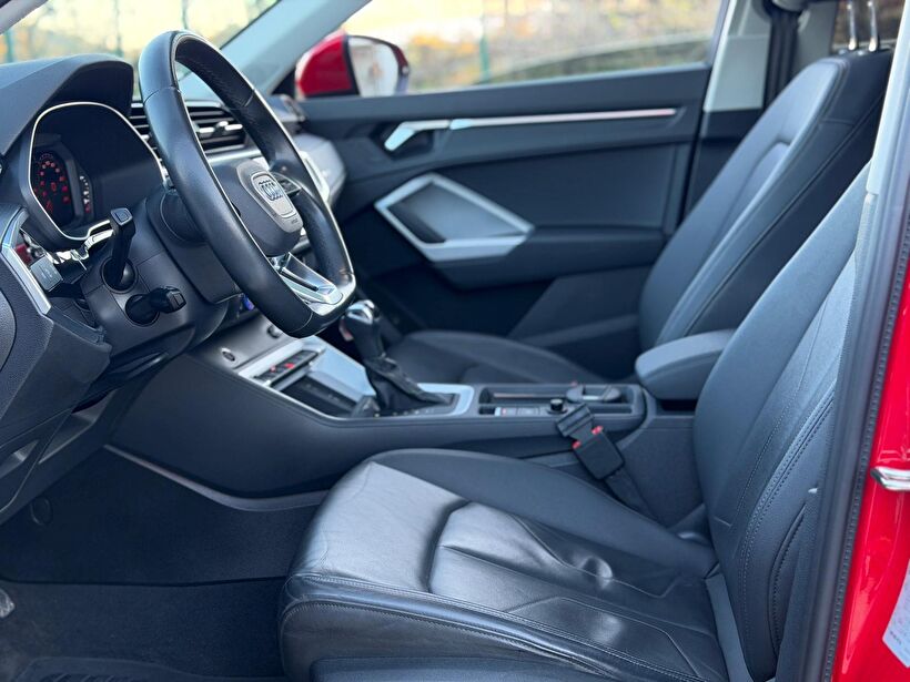 2023 Benzin Otomatik Audi Q3 Kırmızı Turmak Turizm Ticaret Ve San. Ltd. Şti.