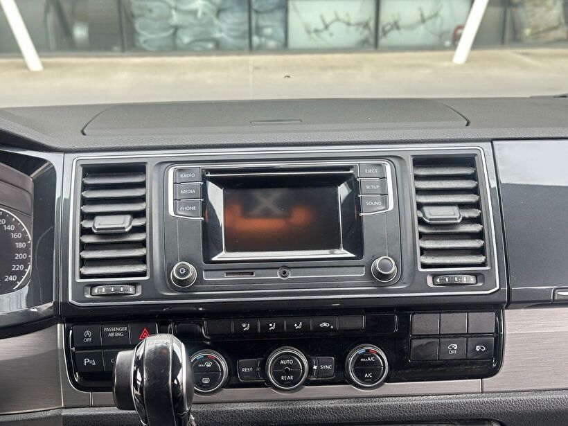 2017 Dizel Otomatik Volkswagen Caravelle Kahverengi Polat Araç Dizayn Otomotiv İnşaat Sanayi Ve Ticaret Limited Şirketi