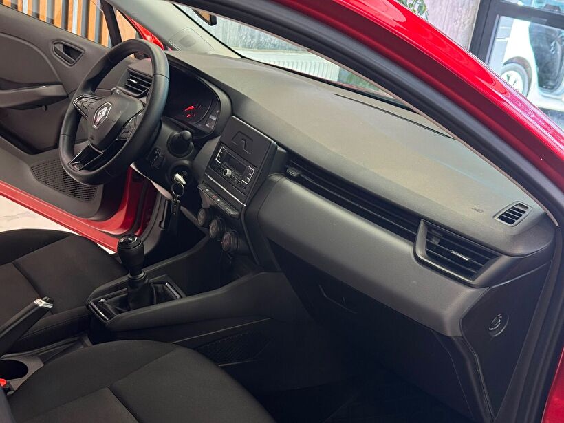 2022 Benzin Manuel Renault Clio Kırmızı Polat Araç Dizayn Otomotiv İnşaat Sanayi Ve Ticaret Limited Şirketi