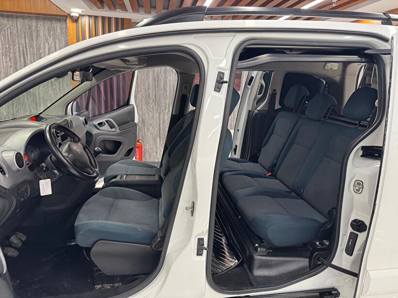 2017 Dizel Manuel Citroen Berlingo Beyaz Polat Araç Dizayn Otomotiv İnşaat Sanayi Ve Ticaret Limited Şirketi