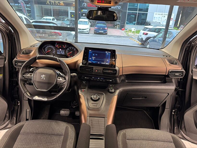 2021 Dizel Otomatik Peugeot Rifter Füme Polat Araç Dizayn Otomotiv İnşaat Sanayi Ve Ticaret Limited Şirketi