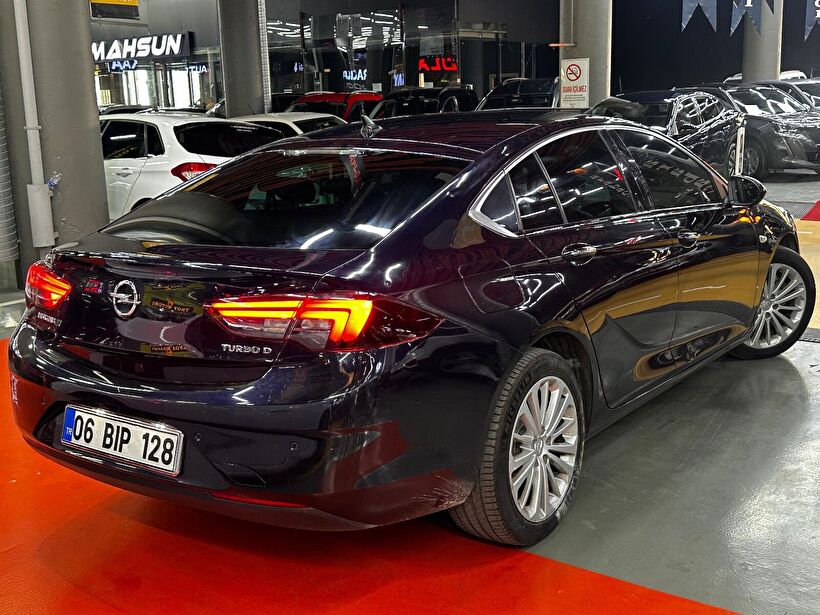 2018 Dizel Otomatik Opel Insignia Mavi Polat Araç Dizayn Otomotiv İnşaat Sanayi Ve Ticaret Limited Şirketi