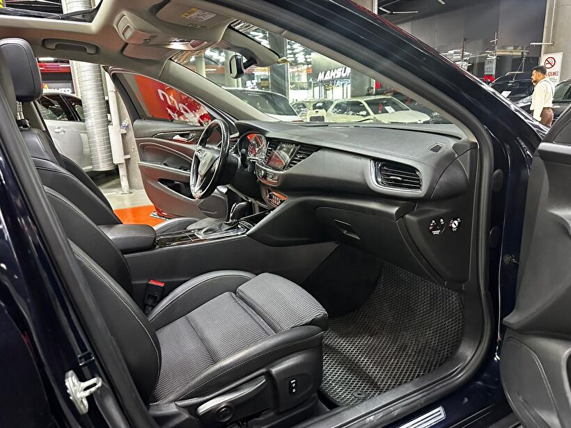 2018 Dizel Otomatik Opel Insignia Mavi Polat Araç Dizayn Otomotiv İnşaat Sanayi Ve Ticaret Limited Şirketi