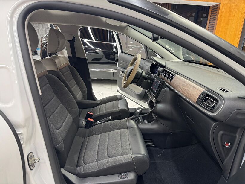 2021 Benzin Otomatik Citroen C3 Beyaz Polat Araç Dizayn Otomotiv İnşaat Sanayi Ve Ticaret Limited Şirketi