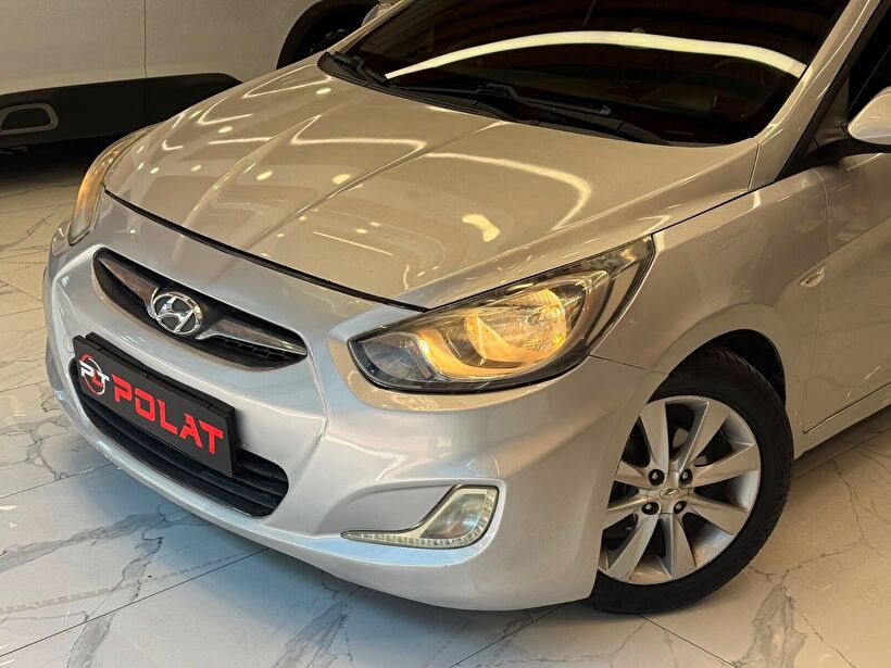 2013 Dizel Otomatik Hyundai Accent Blue Gümüş Gri Polat Araç Dizayn Otomotiv İnşaat Sanayi Ve Ticaret Limited Şirketi